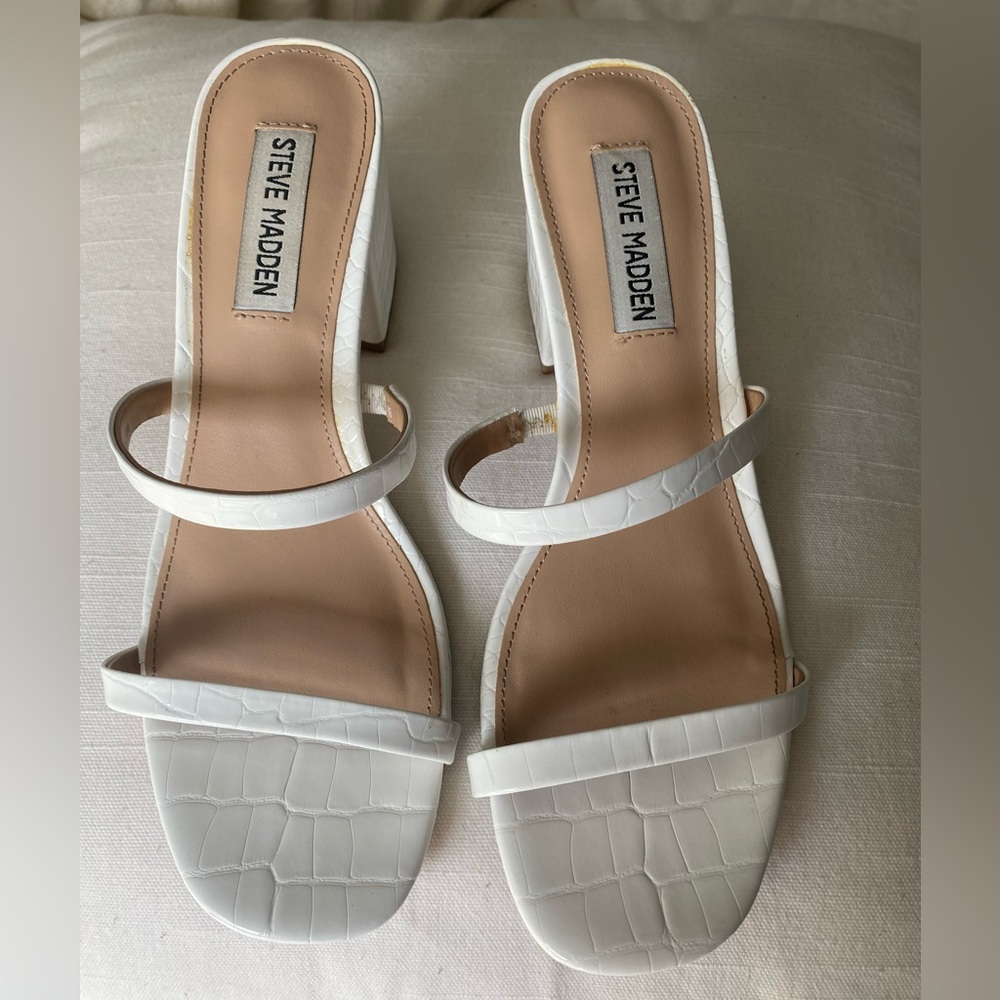 Steve Madden white Issy Sandal